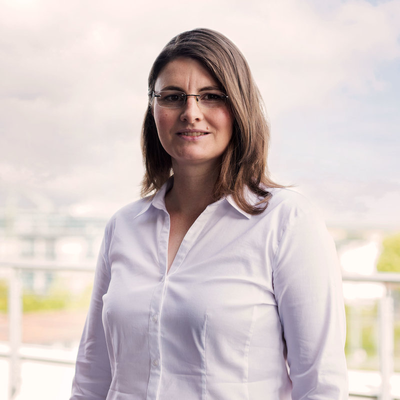 Frau Manuela Widmaier Porträt Frau Manuela Widmaier